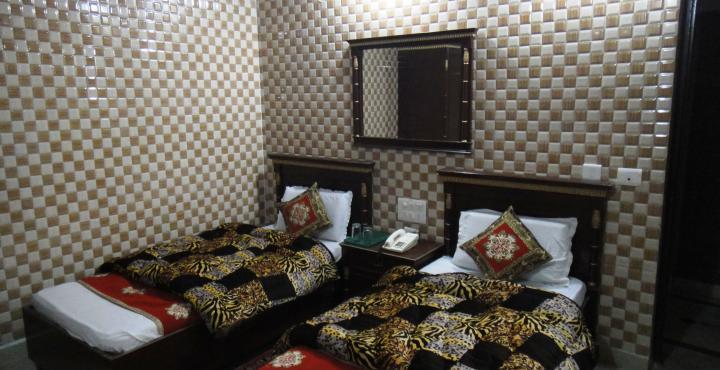Hotel Hallmark Regency Ludhiana Ngoại thất bức ảnh